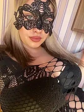 Snapshot of 69Laura696 chatting on February 2025 02:07:01 PM 69Laura696 online show from February 2025 02:07:01 PM