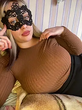 Snapshot of 69Laura696 chatting on February 2025 01:06:01 PM 69Laura696 online show from February 2025 01:06:01 PM