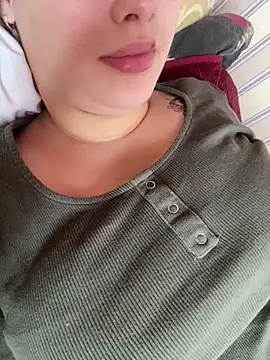 Snapshot of 69Laura696 chatting on February 2025 09:06:02 AM 69Laura696 online show from February 2025 09:06:02 AM