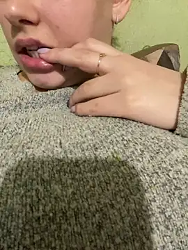 Snapshot of 69Laura696 chatting on February 2025 09:58:02 PM 69Laura696 online show from February 2025 09:58:02 PM