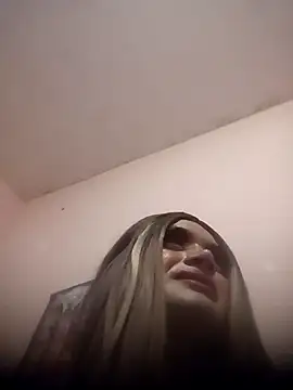 Snapshot of yovana13 chatting on October 2025 10:01:01 AM yovana13 online show from October 2025 10:01:01 AM