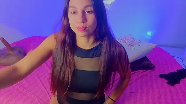 Luci And Sofi online show from February 2026 03:23:01 PM