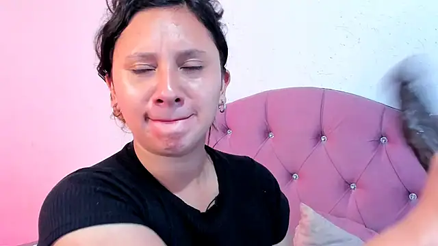 Snapshot of Mila_nixon02 chatting on December 2024 01:03:01 PM Mila nixon02 online show from December 2024 01:03:01 PM