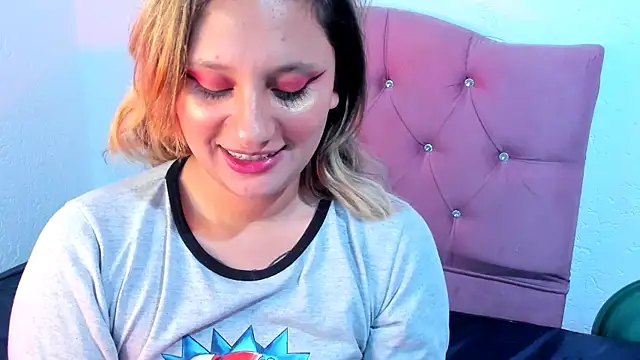 Snapshot of Mila_nixon02 chatting on March 2025 05:34:02 PM Mila nixon02 online show from March 2025 05:34:02 PM