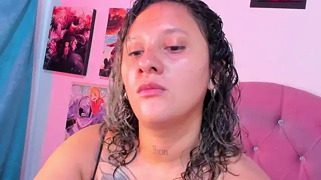 Snapshot of Mila_nixon02 chatting on September 2025 04:29:02 PM Mila nixon02 online show from September 2025 04:29:02 PM