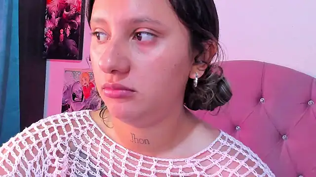 Snapshot of Mila_nixon02 chatting on October 2025 05:02:02 PM Mila nixon02 online show from October 2025 05:02:02 PM