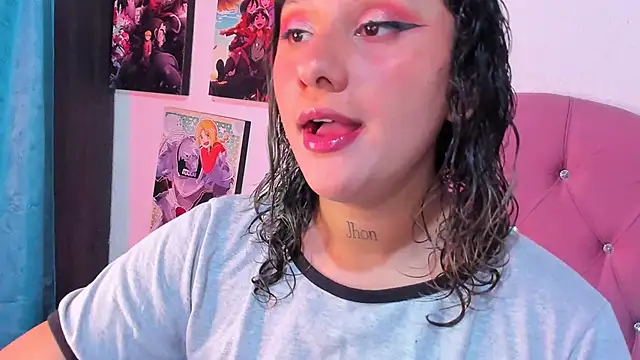 Snapshot of Mila_nixon02 chatting on October 2025 04:53:02 PM Mila nixon02 online show from October 2025 04:53:02 PM