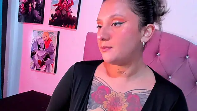 Snapshot of Mila_nixon02 chatting on October 2025 06:03:02 PM Mila nixon02 online show from October 2025 06:03:02 PM