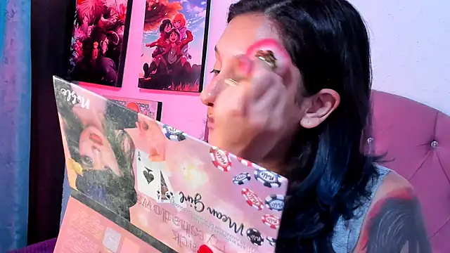 Mila nixon02 online show from November 2025 04:32:02 PM