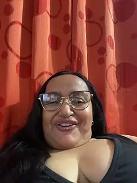 Snapshot of Gia_Nahomi chatting on February 2025 04:37:02 AM Gia Nahomi online show from February 2025 04:37:02 AM