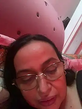 Snapshot of Gia_Nahomi chatting on February 2025 03:14:02 PM Gia Nahomi online show from February 2025 03:14:02 PM
