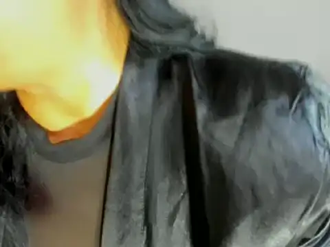 Snapshot of Gia_Nahomi chatting on March 2025 09:48:02 PM Gia Nahomi online show from March 2025 09:48:02 PM