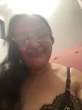 Snapshot of Gia_Nahomi chatting on March 2025 02:14:02 AM Gia Nahomi online show from March 2025 02:14:02 AM