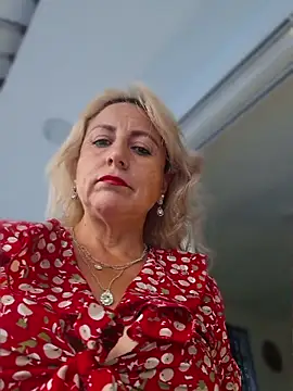 Snapshot of almaluna7 chatting on March 2026 10:31:02 PM almaluna7 online show from March 2026 10:31:02 PM