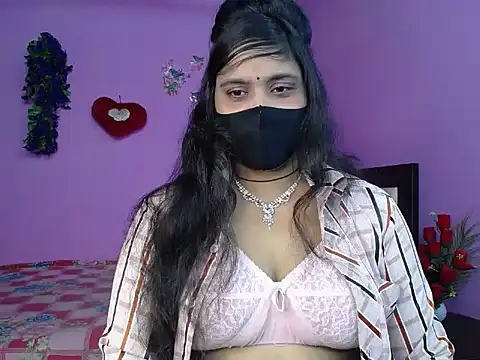Hot Maleka online show from May 2026 05:19:02 PM