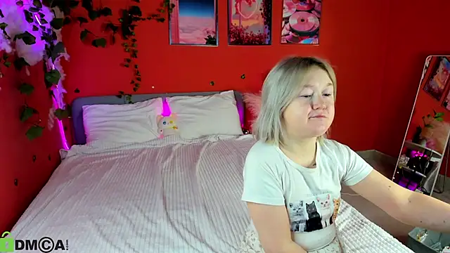 Snapshot of Sara_Robinson chatting on April 2026 02:47:02 AM Sara Robinson online show from April 2026 02:47:02 AM