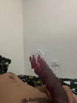 Snapshot of Yolngg chatting on November 2025 02:24:02 AM Yolngg online show from November 2025 02:24:02 AM