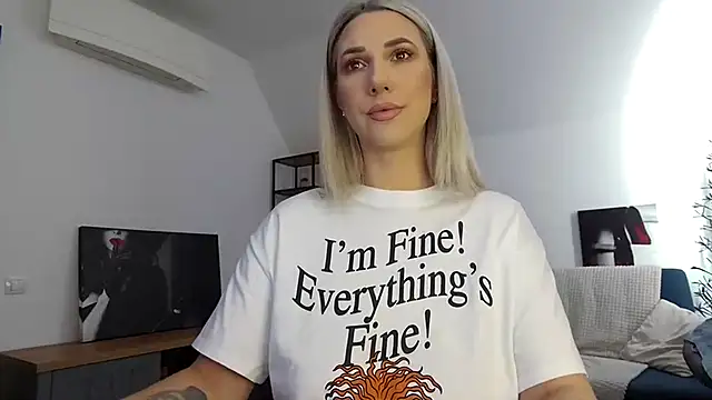 KhloeK online show from February 2025 10:04:02 AM