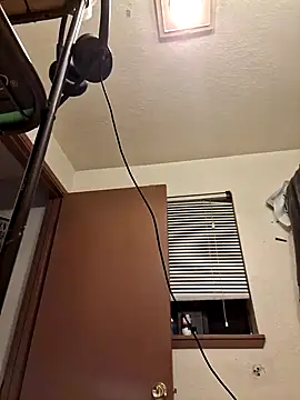 Snapshot of SlammyDjr chatting on January 2025 06:03:01 AM SlammyDjr online show from January 2025 06:03:01 AM