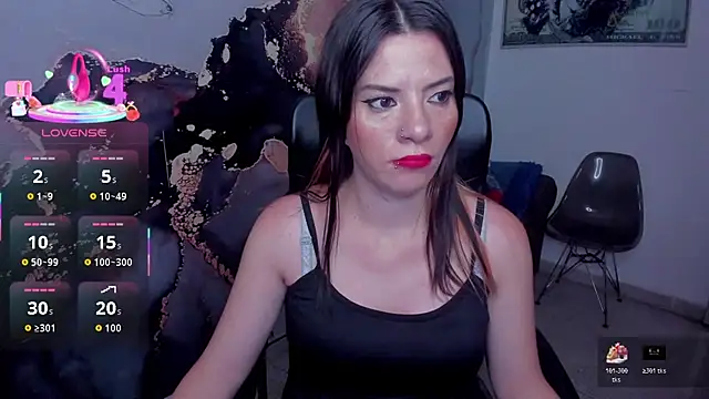 DanaaRey online show from December 2025 11:26:02 AM