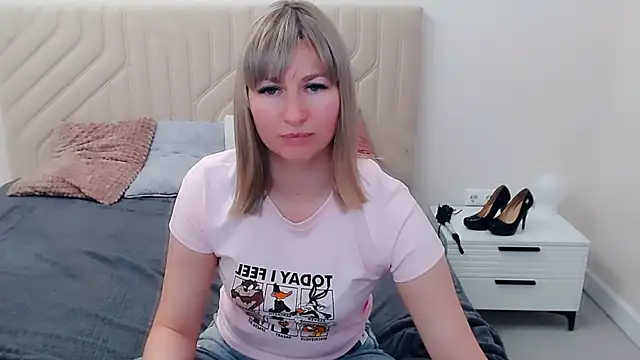Snapshot of Incredible_Ariela chatting on June 2026 12:36:01 PM Incredible Ariela online show from June 2026 12:36:01 PM