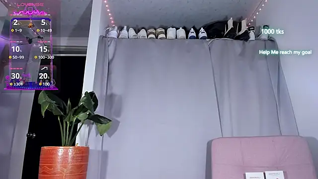 emily palmeer online show from February 2025 11:55:01 AM