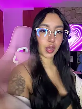 Snapshot of Tamara_Roberts1 chatting on December 2024 02:36:02 AM Tamara Roberts1 online show from December 2024 02:36:02 AM