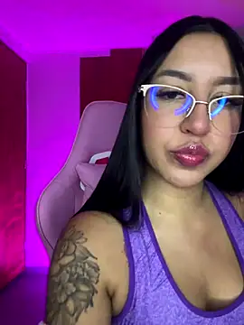 Snapshot of Tamara_Roberts1 chatting on December 2024 03:26:01 AM Tamara Roberts1 online show from December 2024 03:26:01 AM
