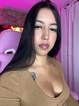 Snapshot of Tamara_Roberts1 chatting on January 2025 02:03:01 AM Tamara Roberts1 online show from January 2025 02:03:01 AM