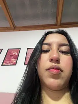 Snapshot of Tamara_Roberts1 chatting on February 2025 03:43:02 AM Tamara Roberts1 online show from February 2025 03:43:02 AM