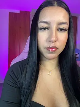 Snapshot of Tamara_Roberts1 chatting on February 2025 03:12:01 AM Tamara Roberts1 online show from February 2025 03:12:01 AM