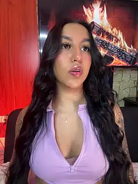 Snapshot of Tamara_Roberts1 chatting on May 2026 02:18:01 AM Tamara Roberts1 online show from May 2026 02:18:01 AM