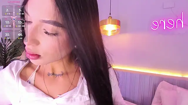 stephanymonroe online show from June 2026 09:43:02 PM
