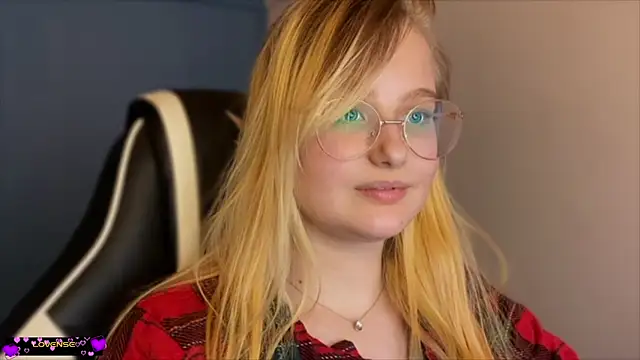 JacyWinslat online show from February 2025 09:32:02 PM