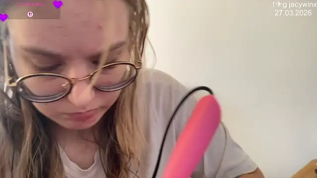 JacyWinslat online show from March 2026 10:04:02 AM