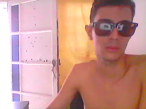 Snapshot of DOMINANTE_KLOE_ chatting on January 2025 12:46:02 PM DOMINANTE KLOE online show from January 2025 12:46:02 PM