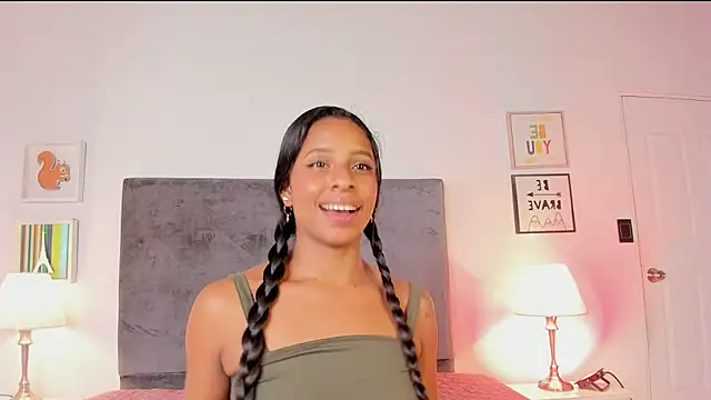 Snapshot of evelyn_evony chatting on January 2025 03:15:01 AM evelyn evony online show from January 2025 03:15:01 AM