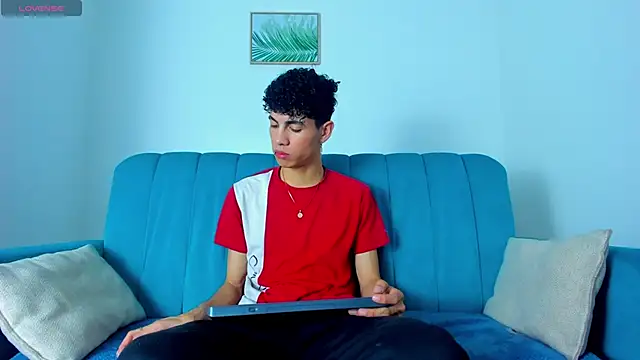 NeoRaptis online show from February 2025 08:42:02 PM