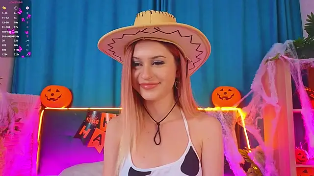 AlinaWalters online show from October 2025 09:11:01 PM