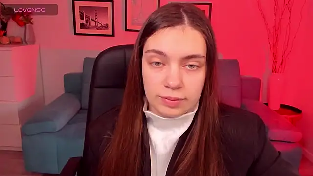 Snapshot of DaniellaLovely chatting on December 2025 07:06:02 AM DaniellaLovely online show from December 2025 07:06:02 AM