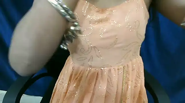 cutie-pie8 online show from December 2024 08:39:01 PM