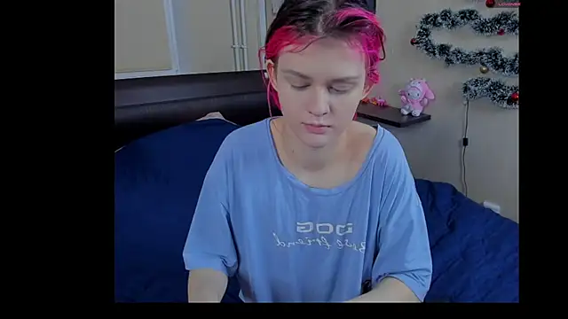 Snapshot of JulieTaylors chatting on April 2026 10:20:01 PM JulieTaylors online show from April 2026 10:20:01 PM