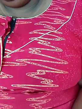 kavinila20 online show from September 2025 11:02:01 AM