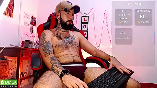 Diilanhott online show from February 2026 01:01:02 AM