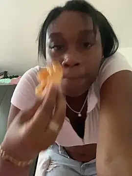 EscorpiLeoncita online show from March 2025 10:19:02 PM