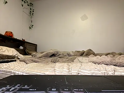 Kittyymaze1 online show from October 2025 12:12:02 PM