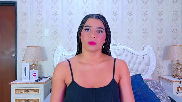 TiaraRosse online show from September 2025 12:38:02 PM