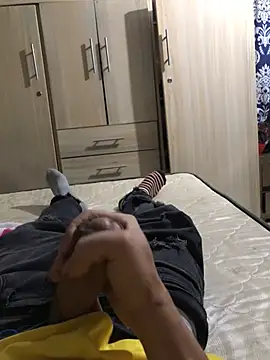 Snapshot of macg96 chatting on January 2025 05:15:02 AM macg96 online show from January 2025 05:15:02 AM