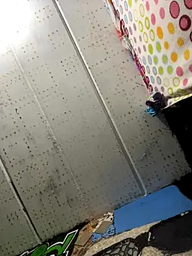 macg96 online show from November 2025 02:39:02 AM