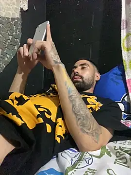 macg96 online show from November 2025 02:55:01 AM